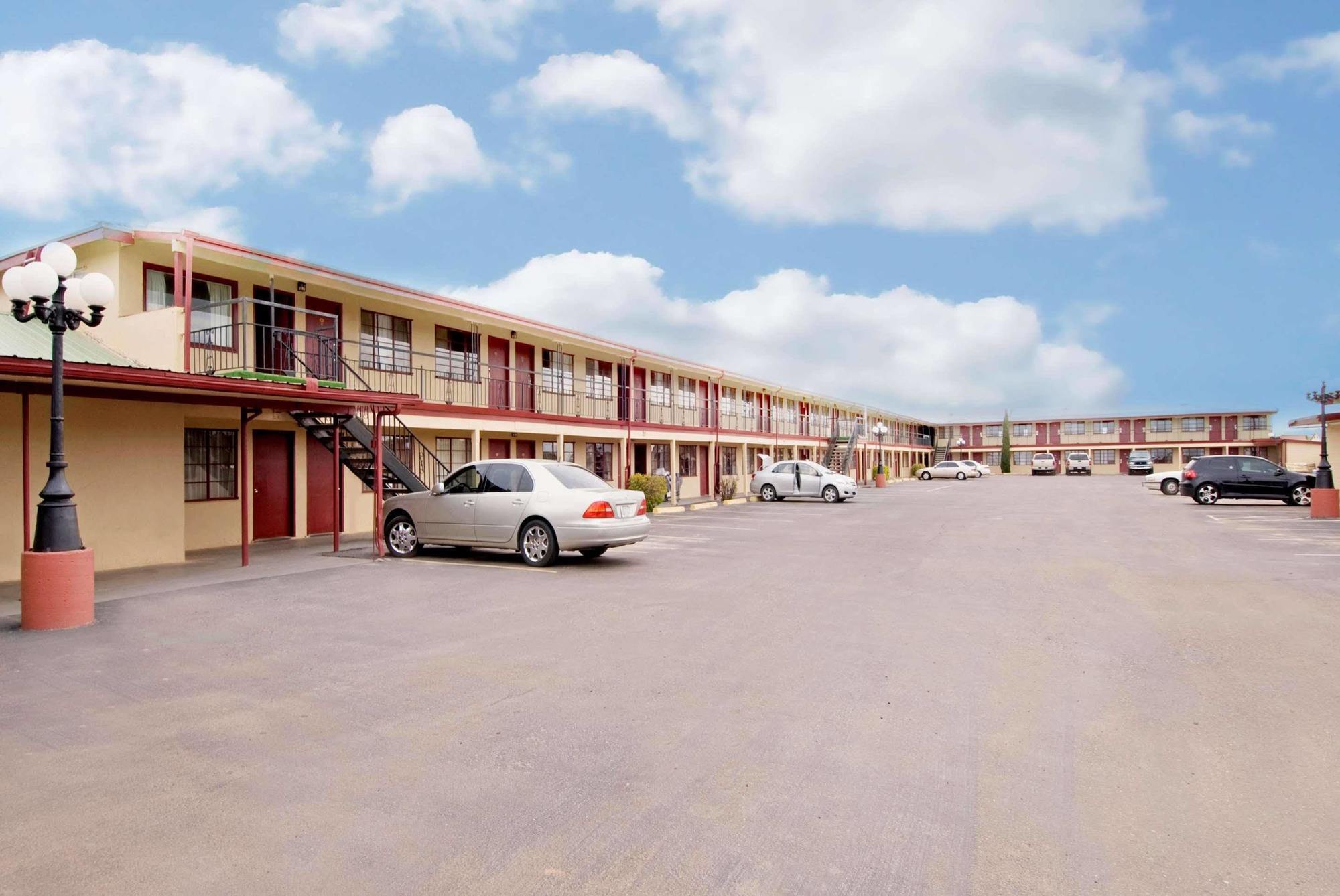 Americas Best Value Inn Holbrook Exterior foto